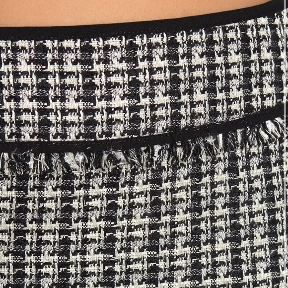 ✨NWT Calvin Klein Tweed Fringe Pencil Skirt - Picture 3 of 4